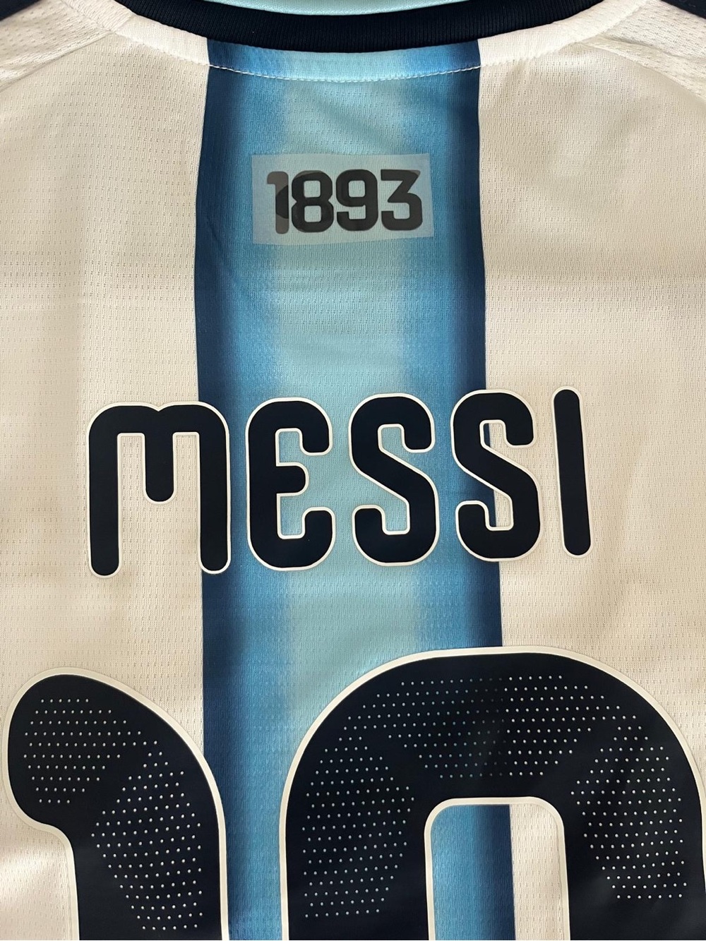 Adidas Home Argentina Messi World Cup Soccer Jersey - Picture 3 of 4